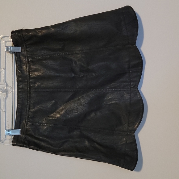 Peach Love California Dresses & Skirts - NWT (Boutique) Peach Love Cali Faux Leather Scalloped Skirt Size Medium